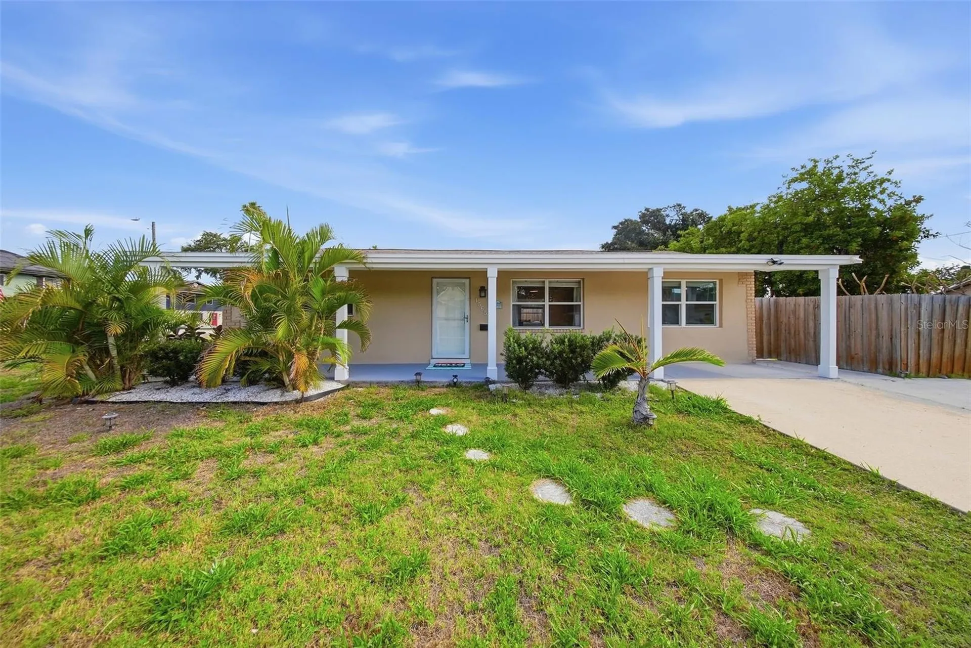 1565 Connecticut Avenue NE St Petersburg FL 33703
