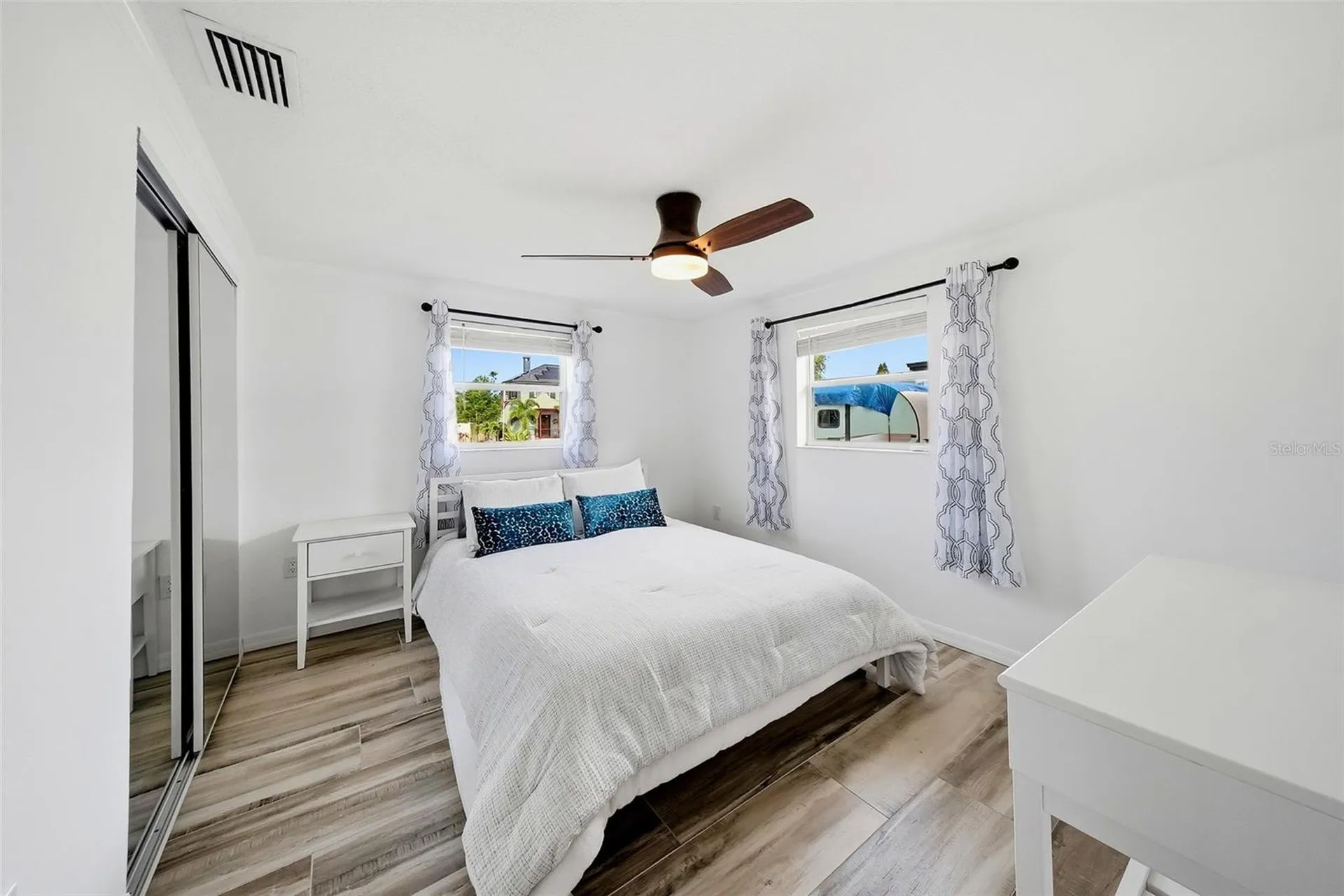 1565 Connecticut Avenue NE St Petersburg FL 33703