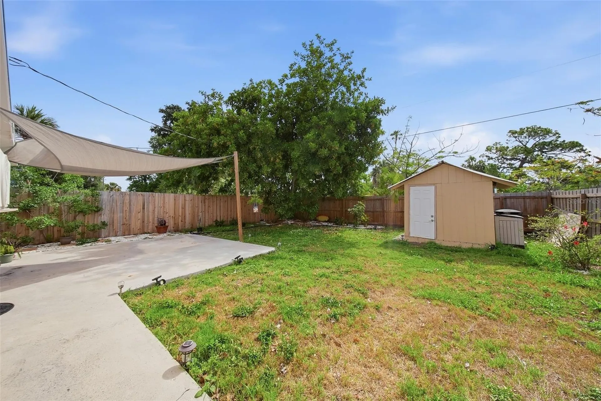 1565 Connecticut Avenue NE St Petersburg FL 33703