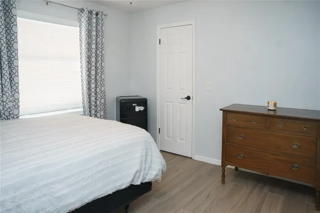 6552 S West Shore Circle Tampa FL 33616