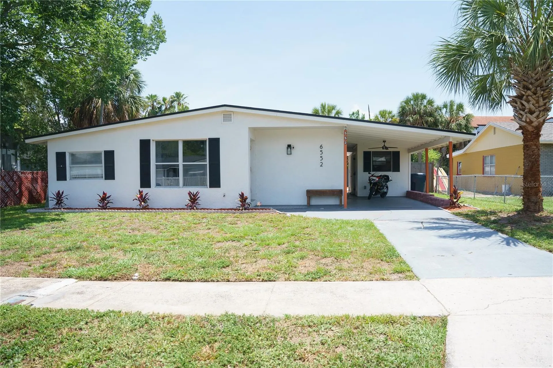 6552 S West Shore Circle Tampa FL 33616
