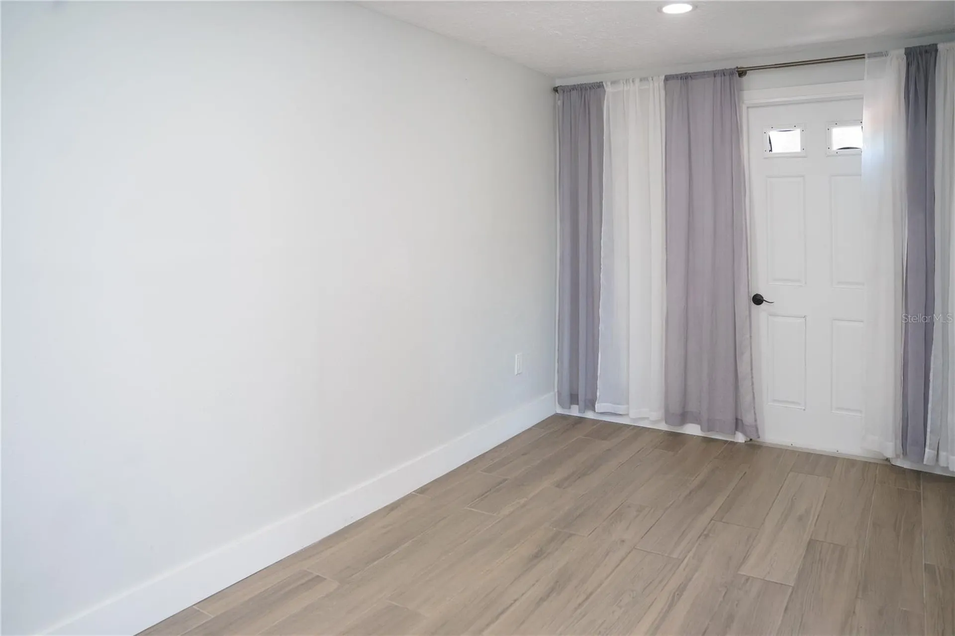 6552 S West Shore Circle Tampa FL 33616