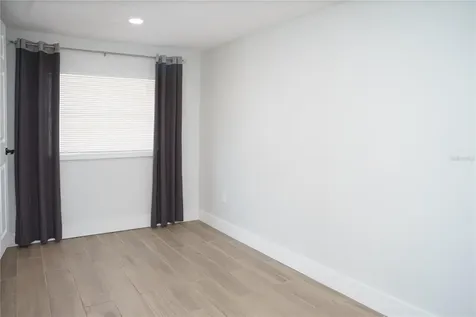 6552 S West Shore Circle Tampa FL 33616