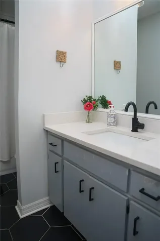 6552 S West Shore Circle Tampa FL 33616