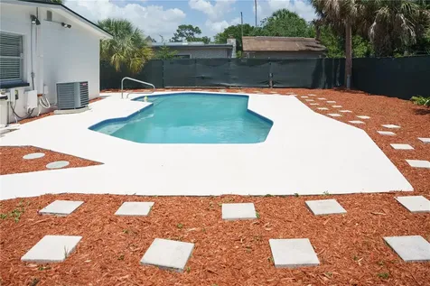 6552 S West Shore Circle Tampa FL 33616
