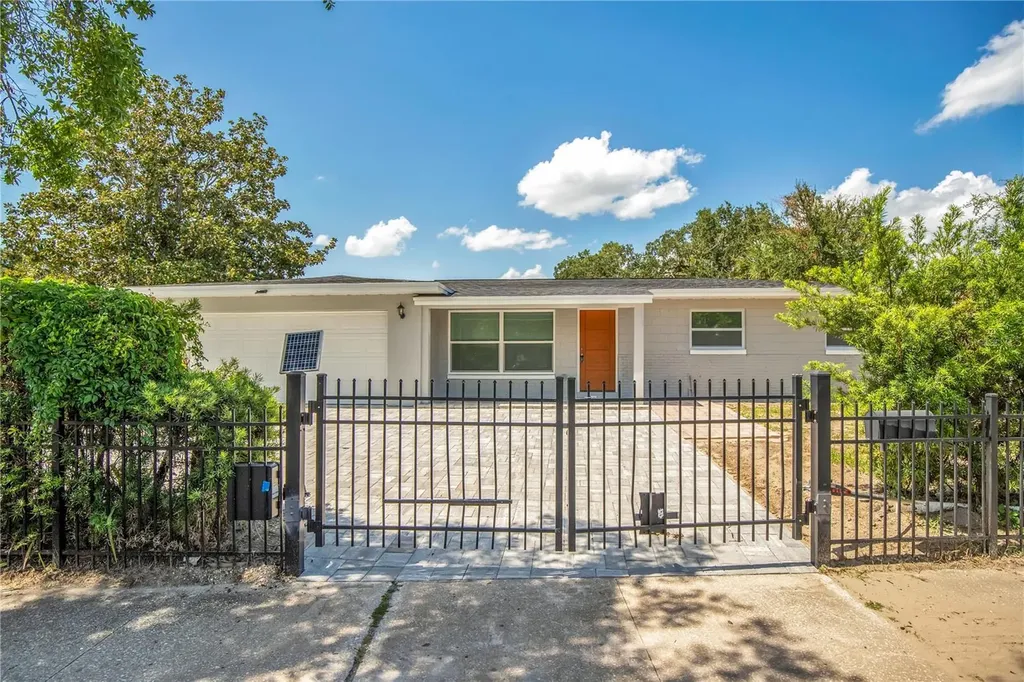 2419 Orange Center Boulevard Orlando FL 32805
