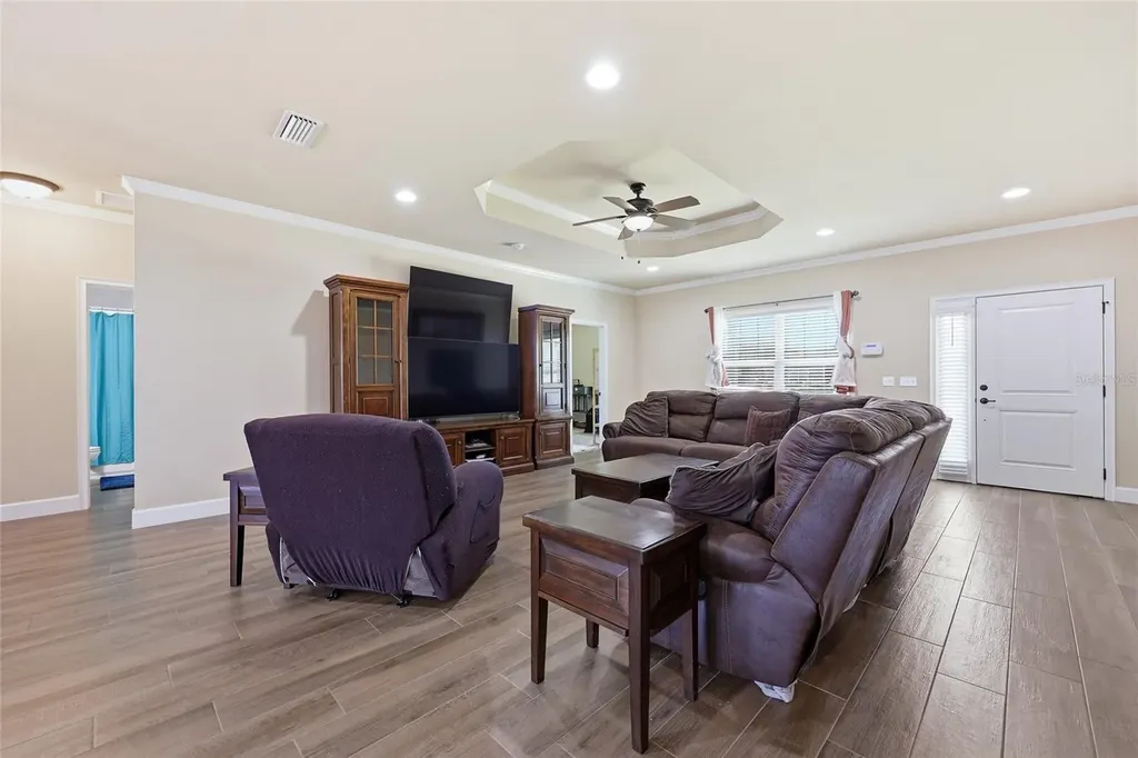 23284 NW 8th Place Newberry FL 32669