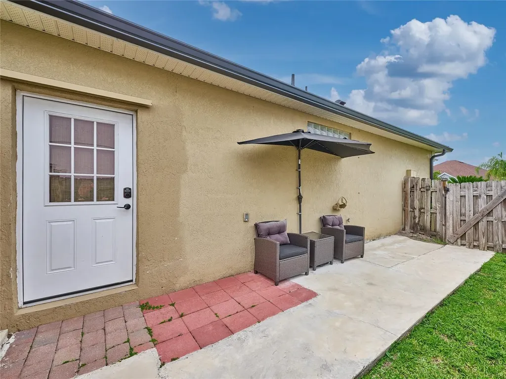 407 Thunder Gulch Court Orlando FL 32824