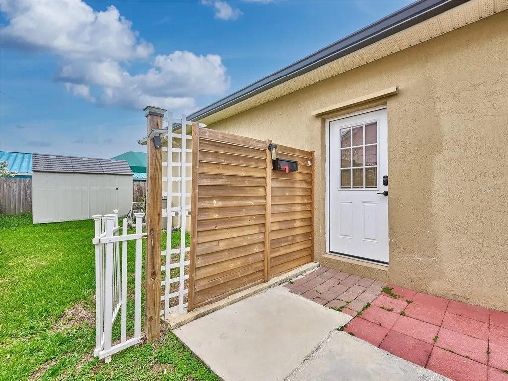 407 Thunder Gulch Court Orlando FL 32824