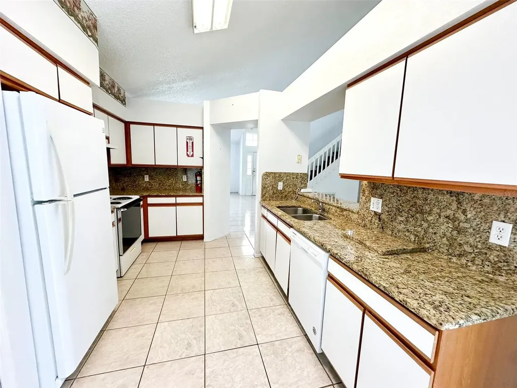 2519 Chatham Circle Kissimmee FL 34746