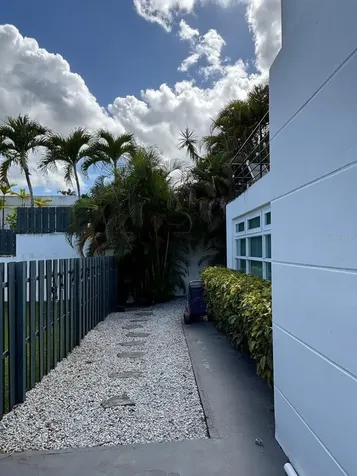 C Lerida Caguas PR 00727