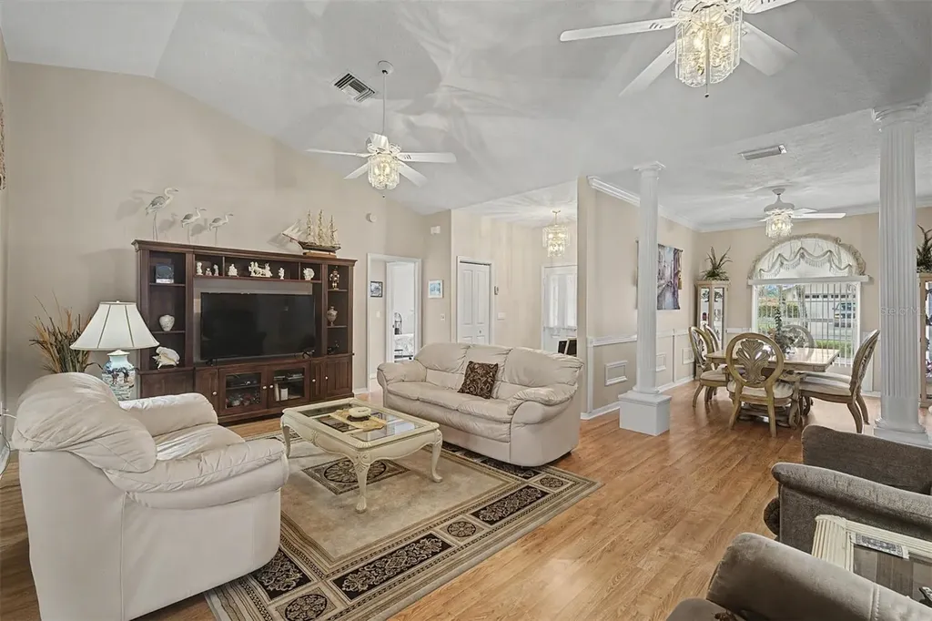 6634 Northlake Drive Zephyrhills FL 33542