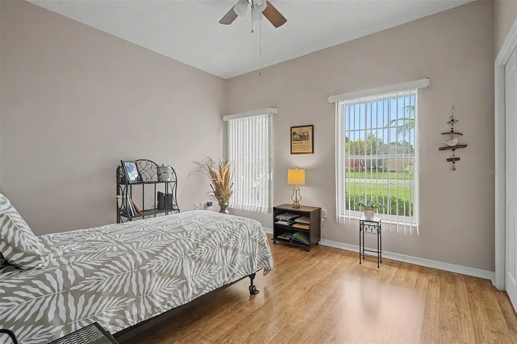 6634 Northlake Drive Zephyrhills FL 33542