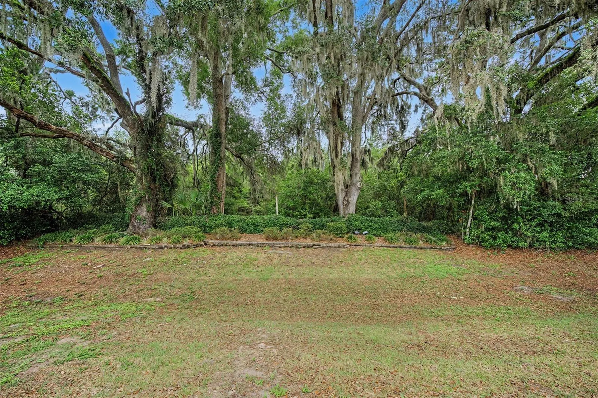 6634 Northlake Drive Zephyrhills FL 33542