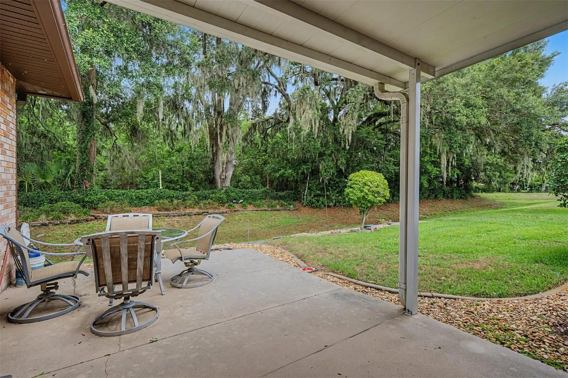 6634 Northlake Drive Zephyrhills FL 33542