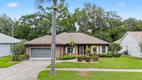 6634 Northlake Drive Zephyrhills FL 33542