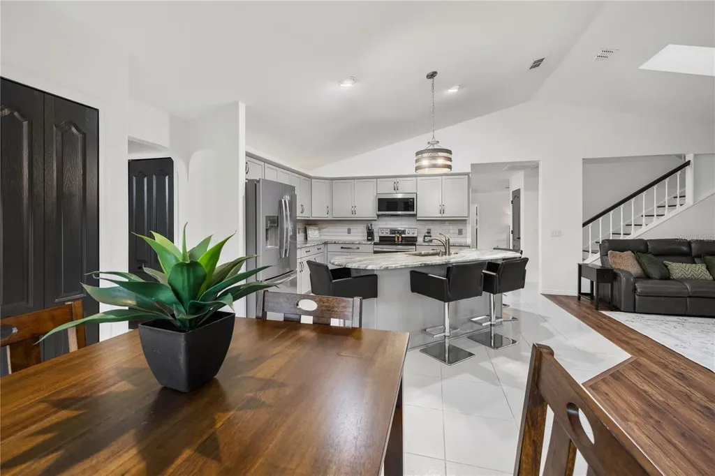 2900 Betty Drive Deland FL 32720