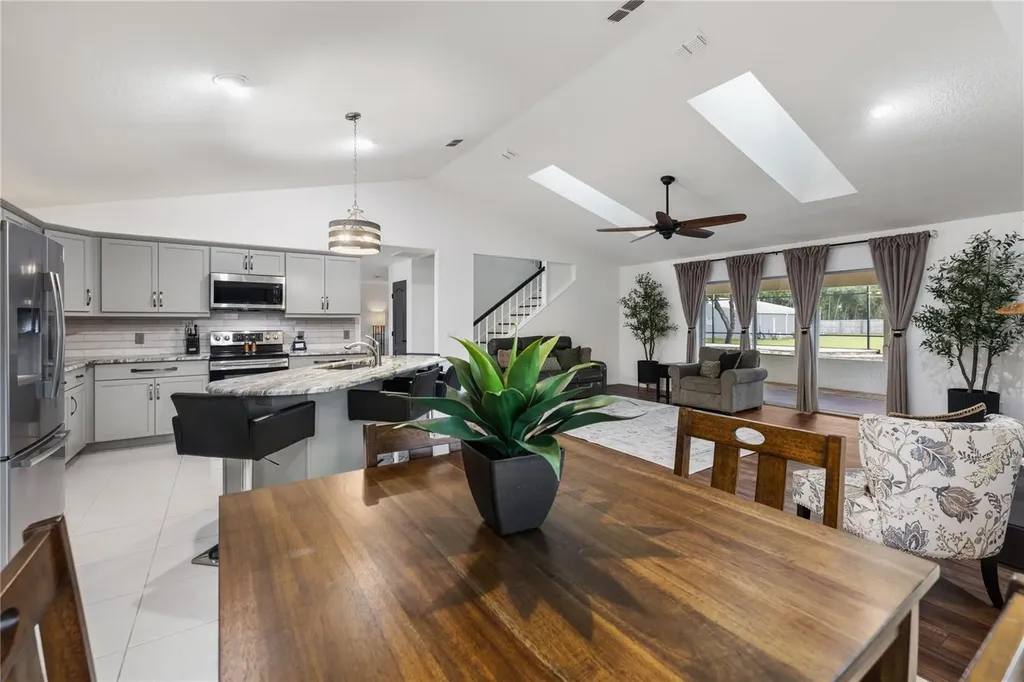2900 Betty Drive Deland FL 32720
