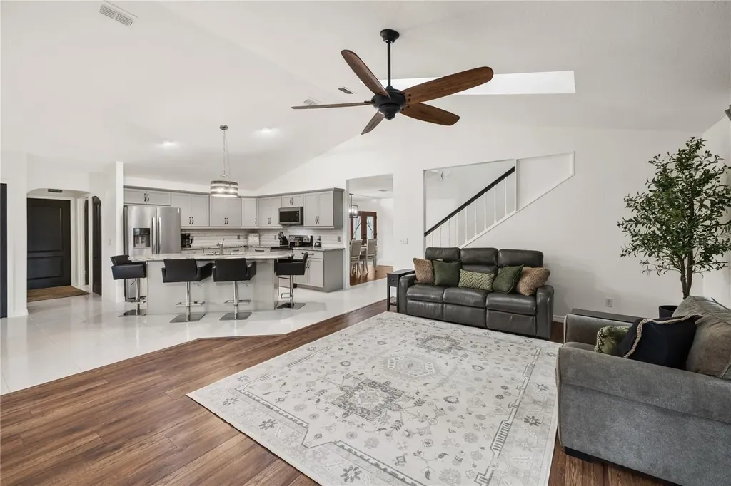 2900 Betty Drive Deland FL 32720