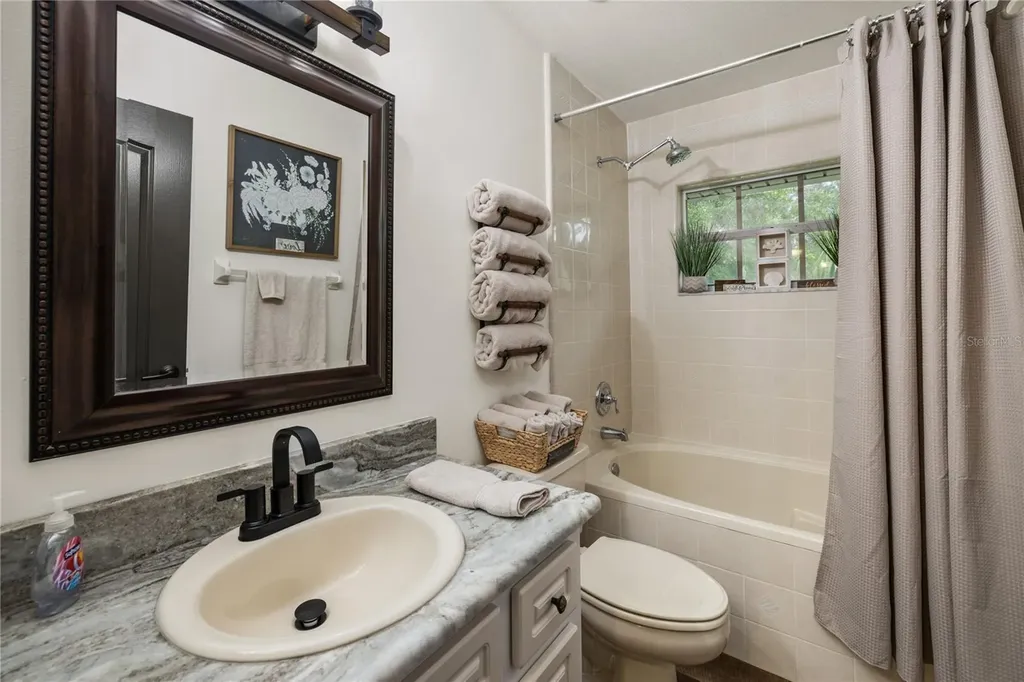 2900 Betty Drive Deland FL 32720