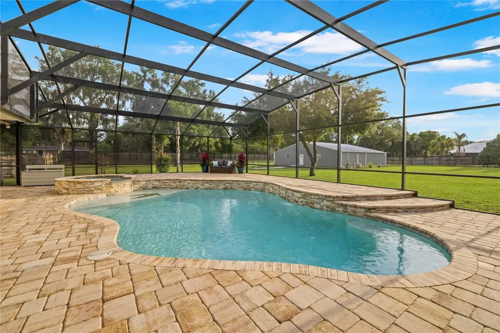 2900 Betty Drive Deland FL 32720