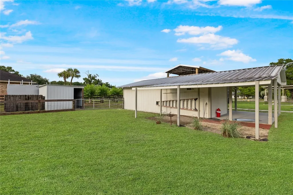 2900 Betty Drive Deland FL 32720