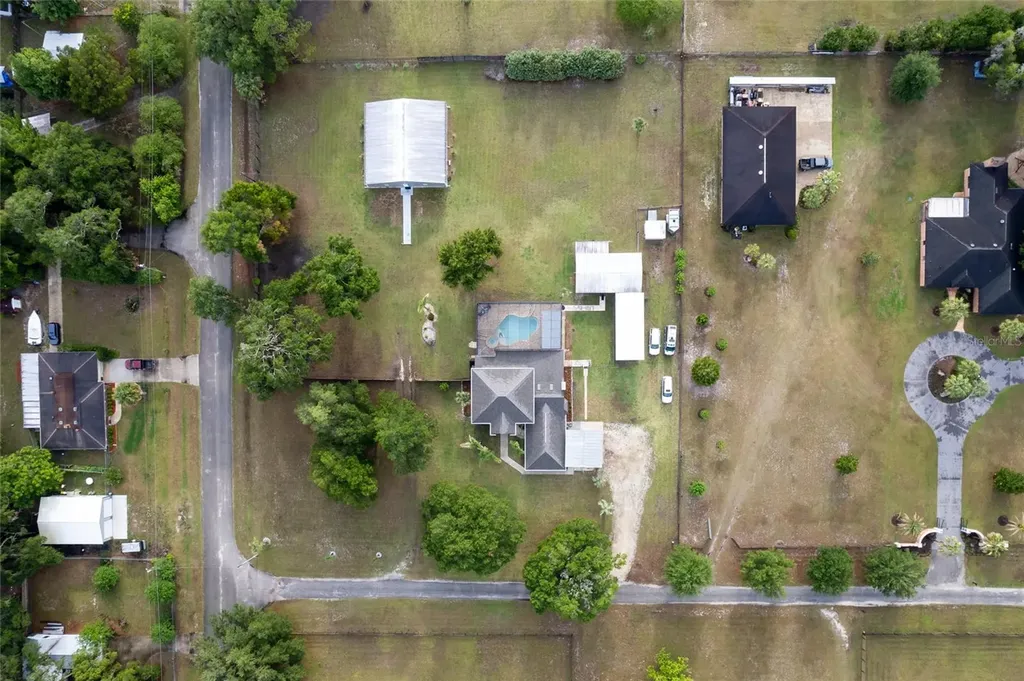 2900 Betty Drive Deland FL 32720