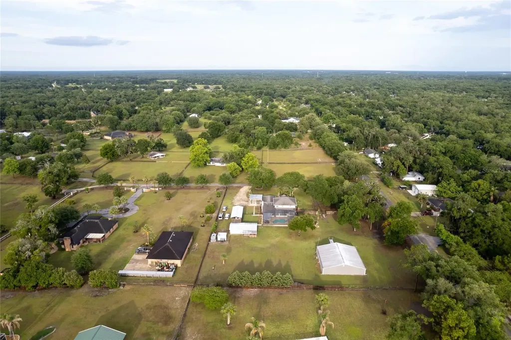 2900 Betty Drive Deland FL 32720