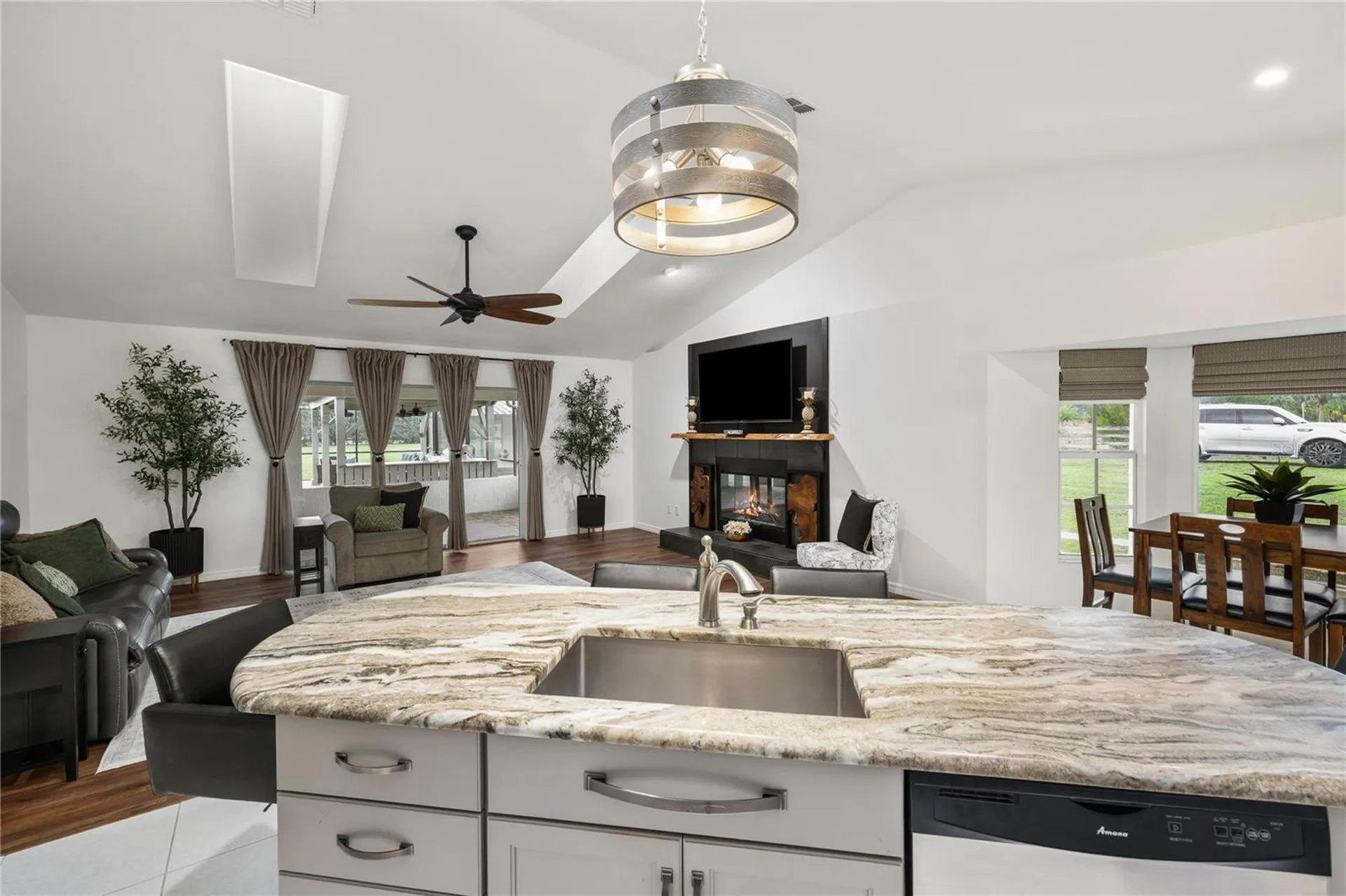2900 Betty Drive Deland FL 32720