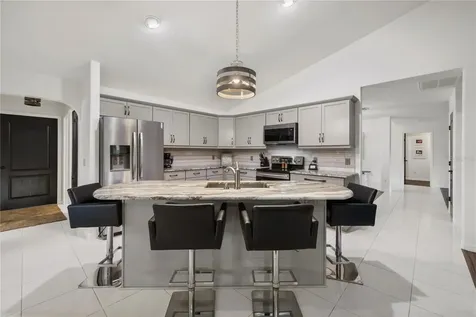 2900 Betty Drive Deland FL 32720