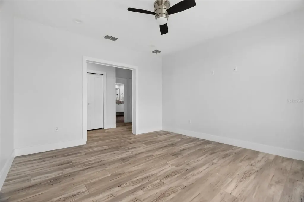 3059 S Lakeshore Court Eustis FL 32726