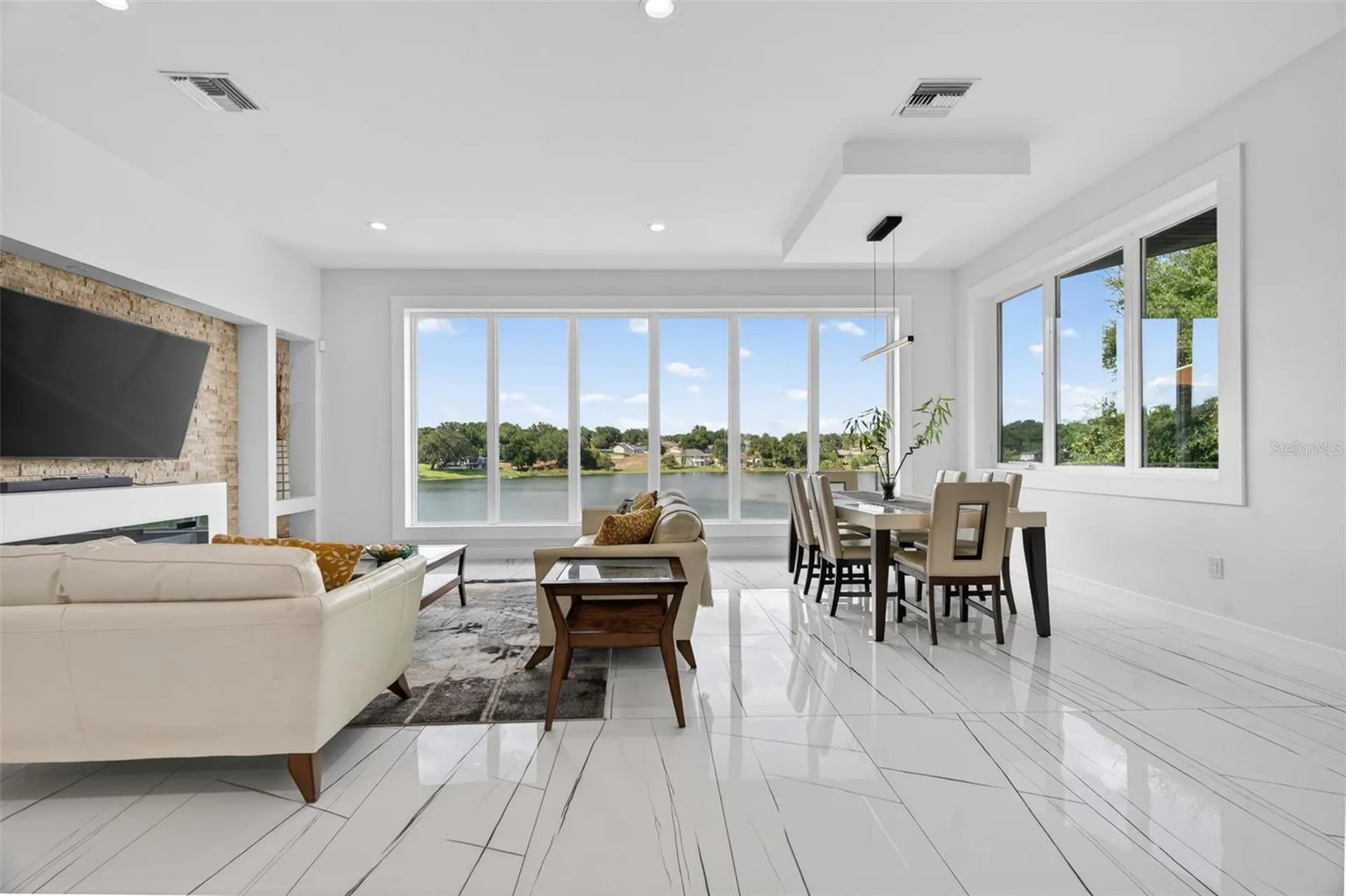 3059 S Lakeshore Court Eustis FL 32726