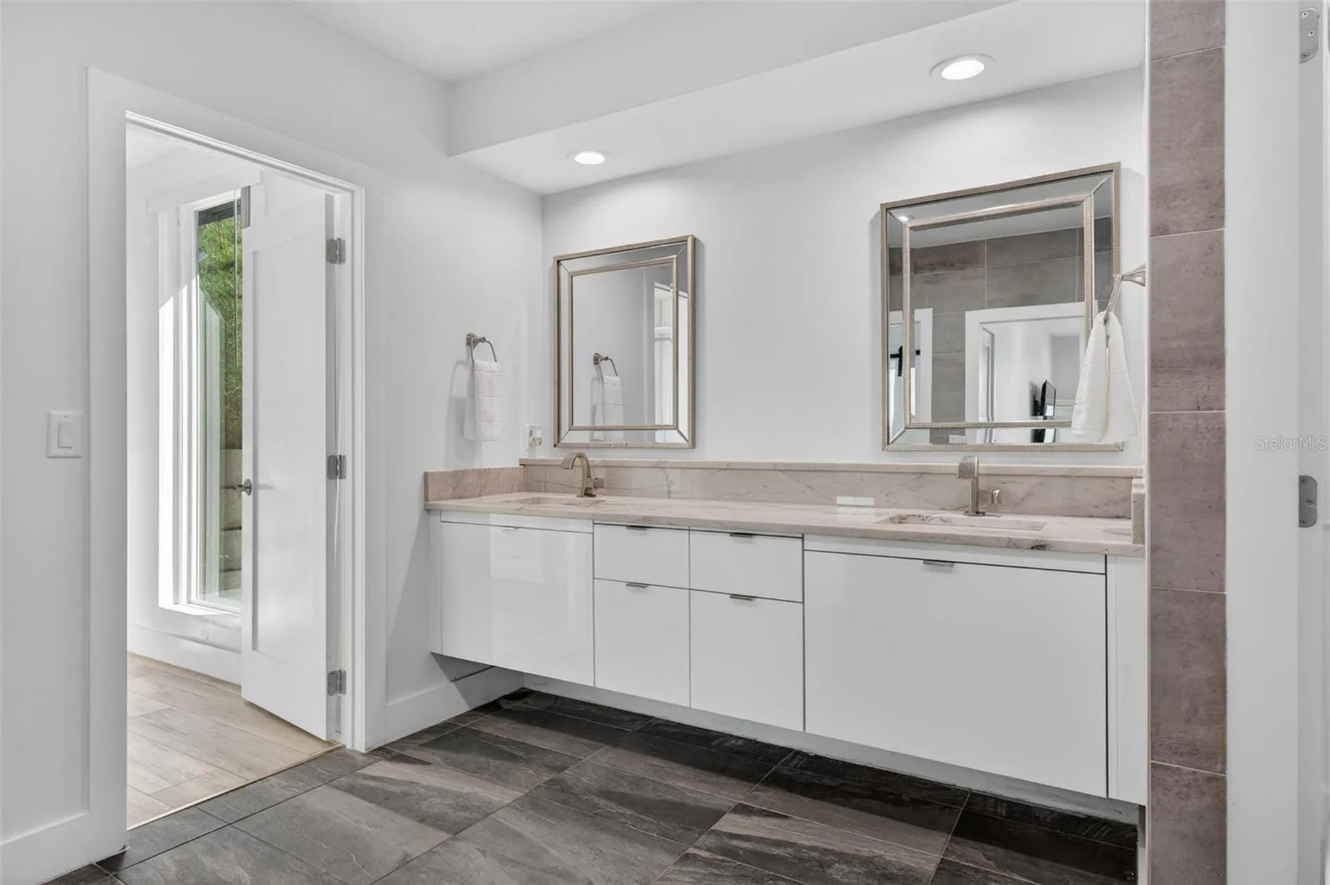 3059 S Lakeshore Court Eustis FL 32726