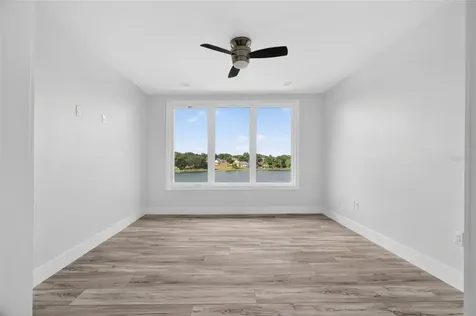 3059 S Lakeshore Court Eustis FL 32726