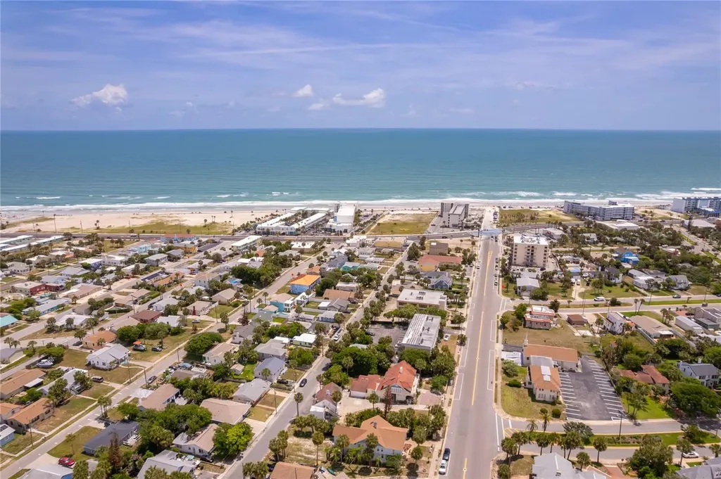 100 Silver Beach Avenue Daytona Beach FL 32118