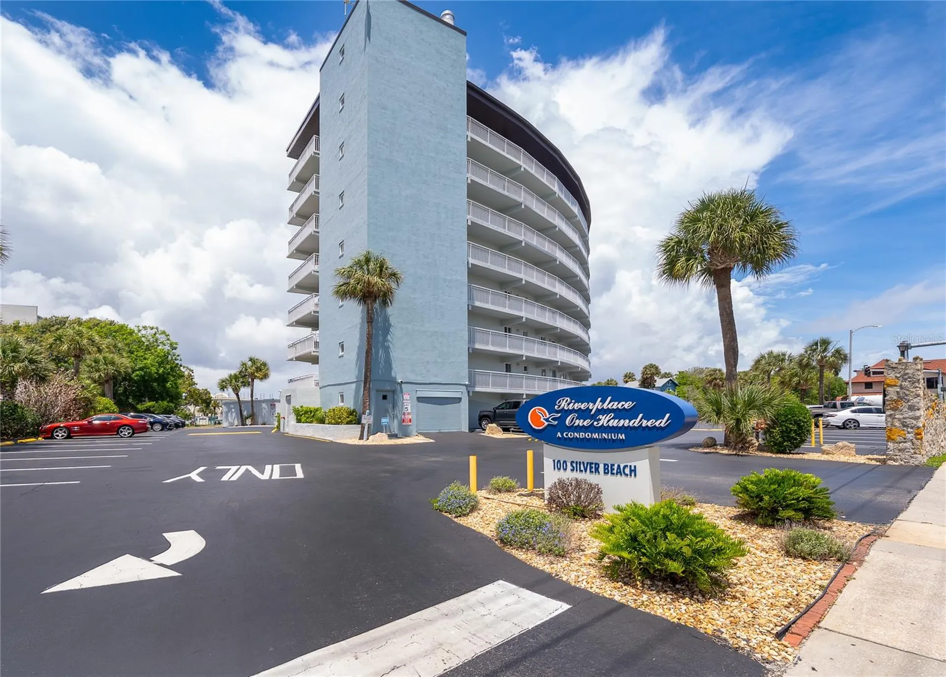 100 Silver Beach Avenue Daytona Beach FL 32118