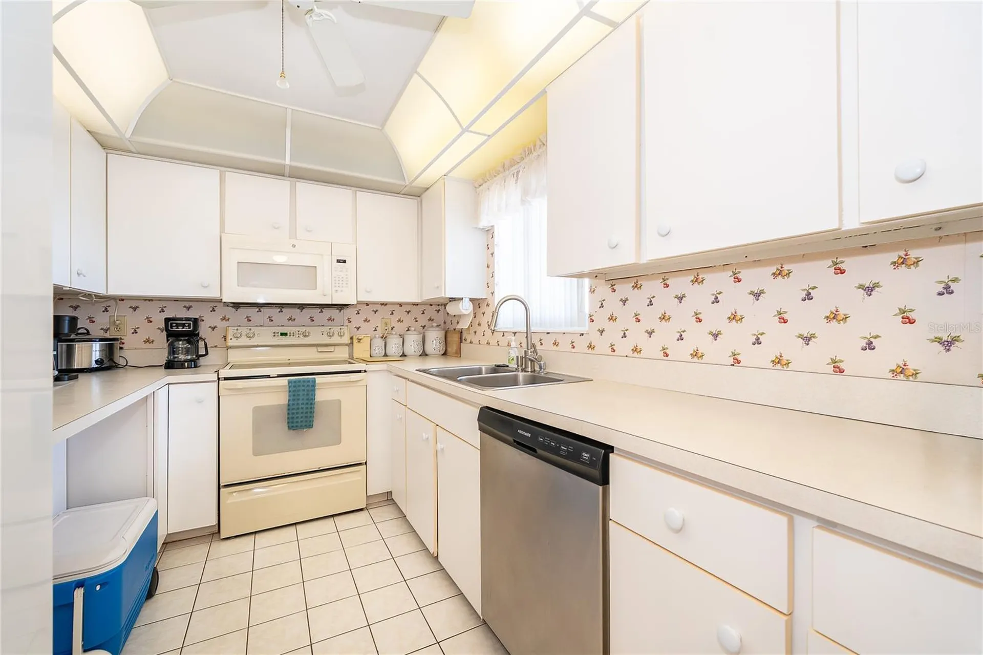 100 Silver Beach Avenue Daytona Beach FL 32118