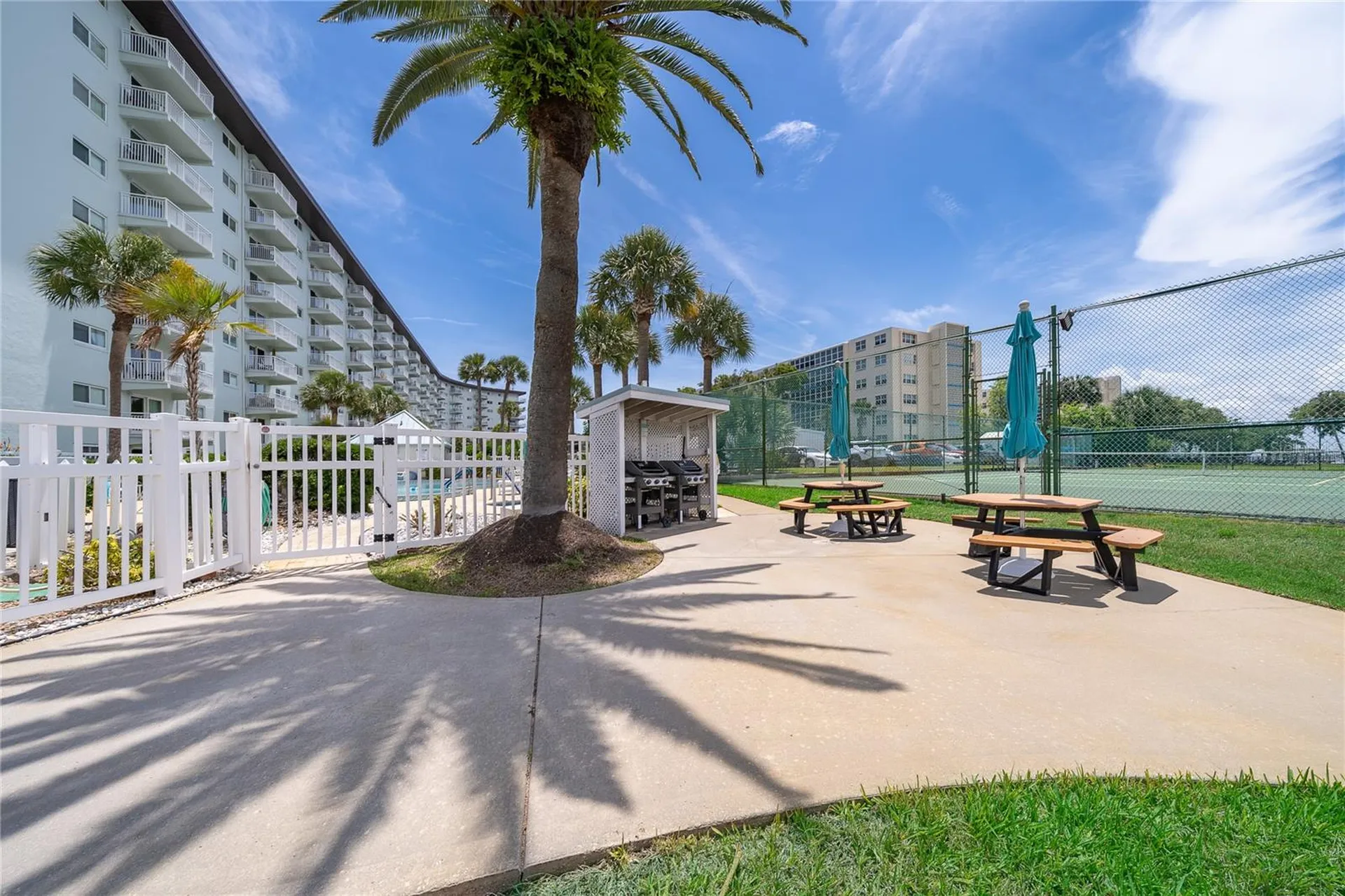 100 Silver Beach Avenue Daytona Beach FL 32118