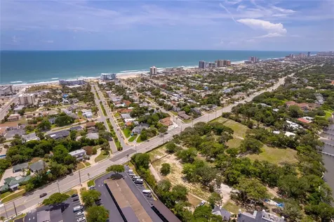 100 Silver Beach Avenue Daytona Beach FL 32118