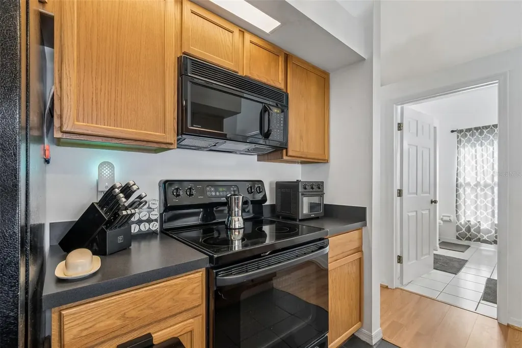 1898 76th Place N St Petersburg FL 33702