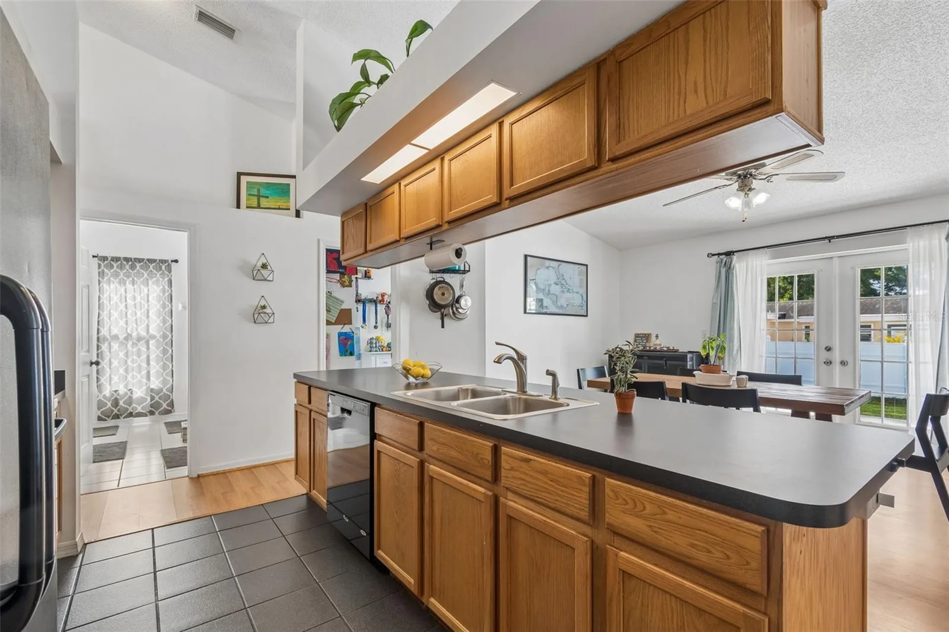 1898 76th Place N St Petersburg FL 33702