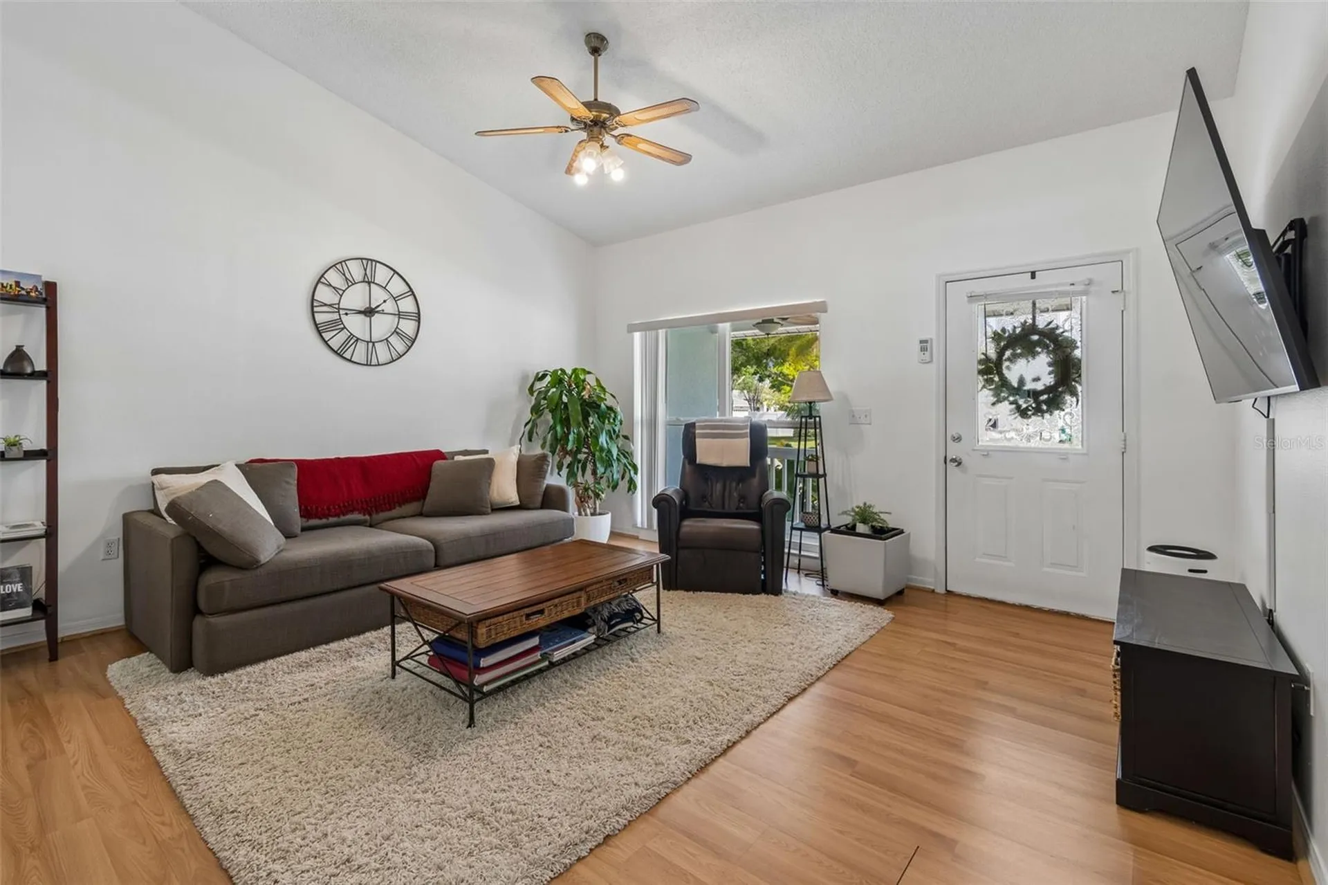 1898 76th Place N St Petersburg FL 33702
