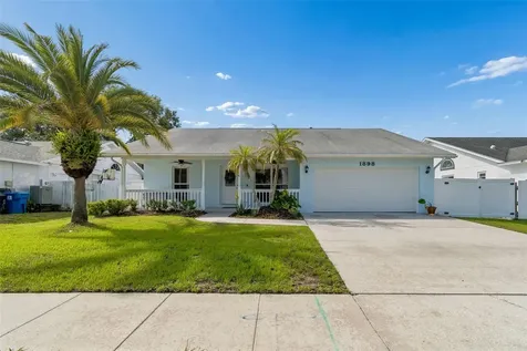 1898 76TH Place N St Petersburg FL 33702