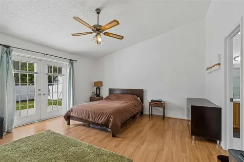 1898 76th Place N St Petersburg FL 33702