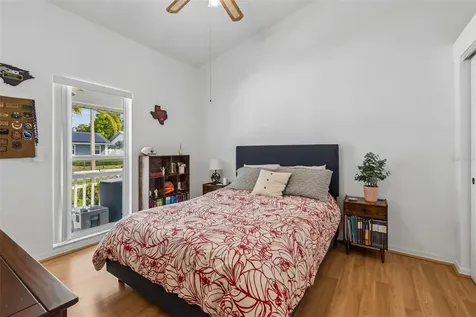 1898 76th Place N St Petersburg FL 33702