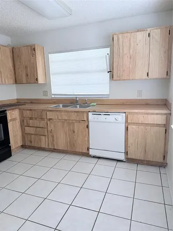 1636 Baker Road Lutz FL 33559