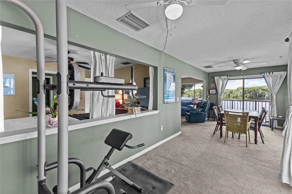99 Broad River Place Welaka FL 32193