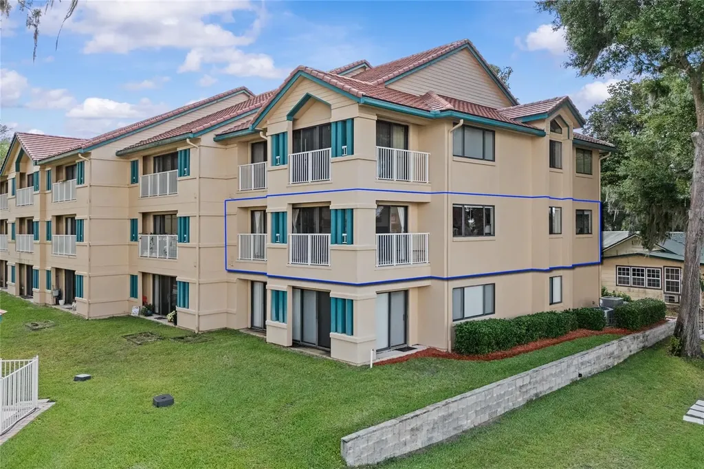 99 Broad River Place Welaka FL 32193