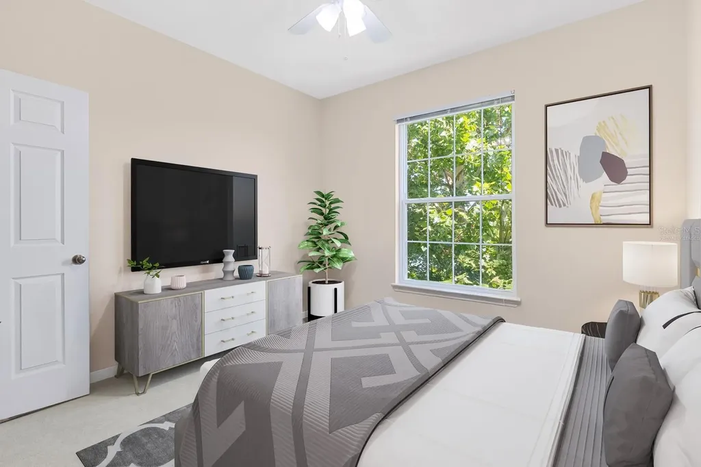 10211 Courtney Palms Tampa FL 33619