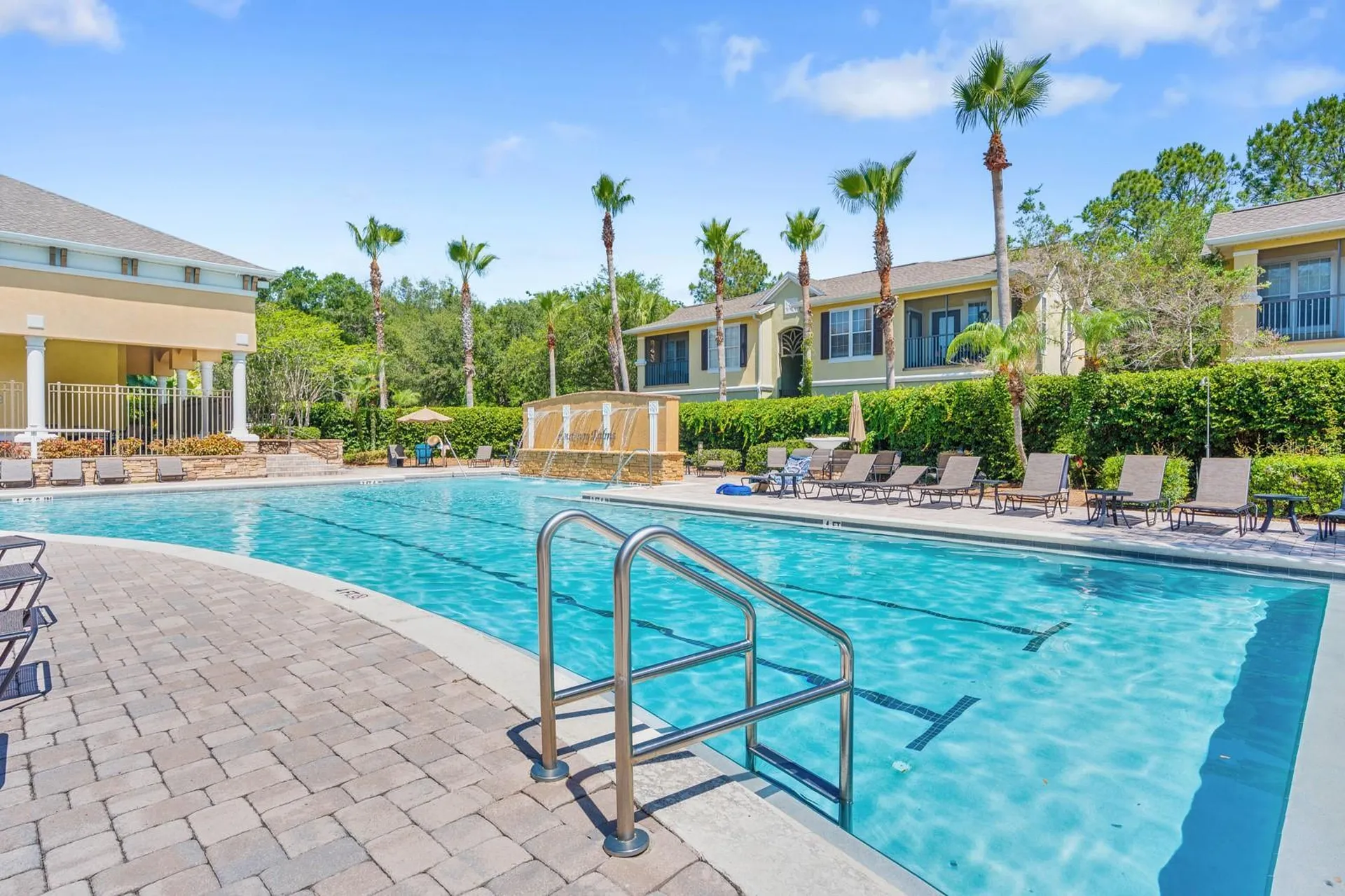 10211 Courtney Palms Tampa FL 33619